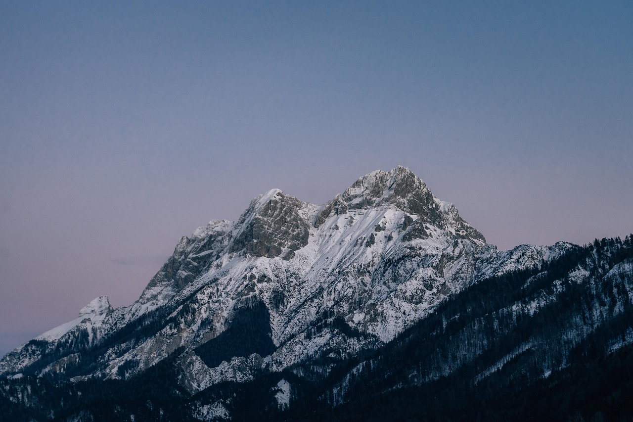 越南小黑万宝路:政企卡平台代理