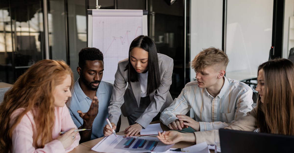 信无双2制定优惠券和特别促销策略， 吸引更多客户