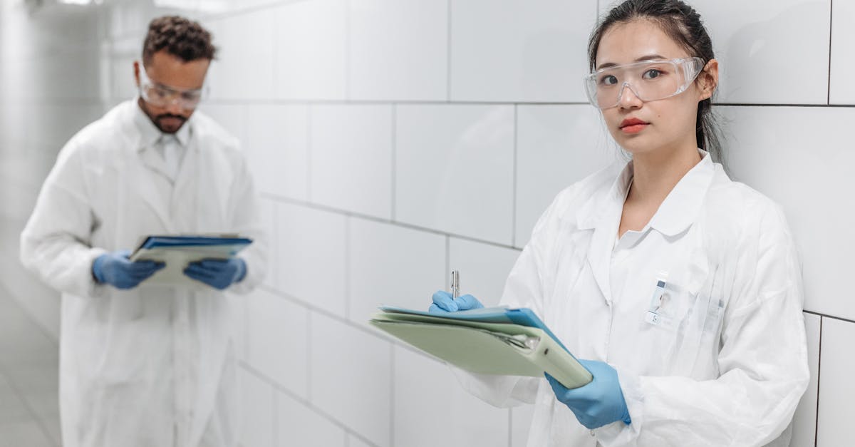 实名微信号批发：短信群发：该注意些什么？