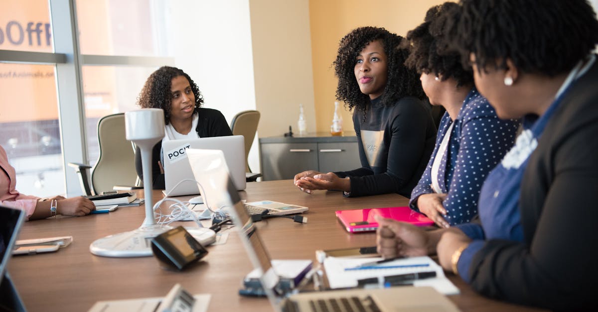 煊赫门：平谷资质代理平台